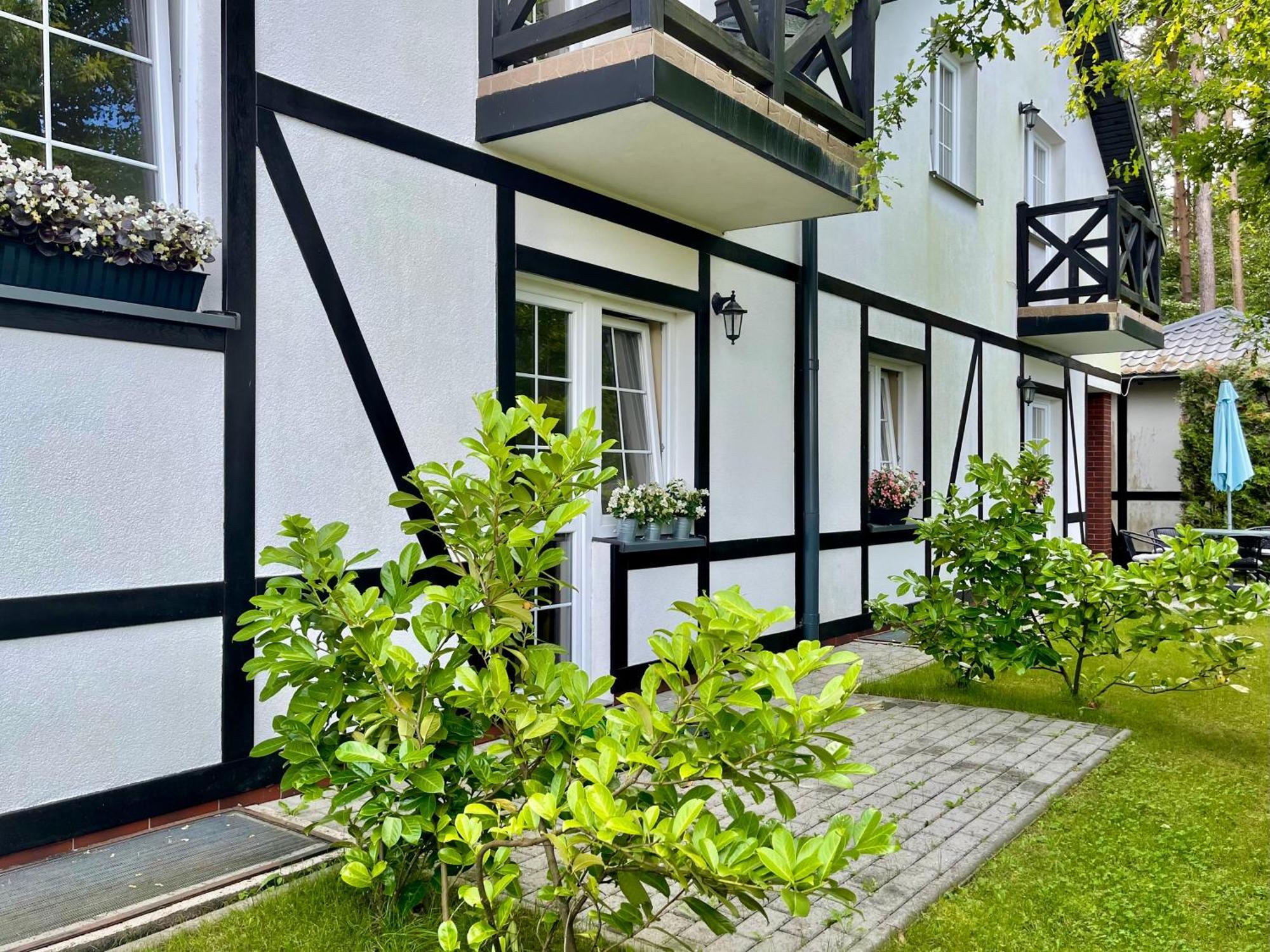 Apartamenty Na Skarpie Debina  Exteriör bild
